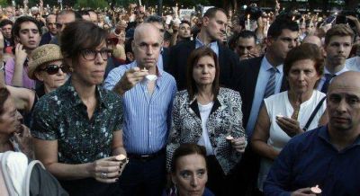 Macri se compromete a hacer un juicio en ausencia a los acusados de volar la AMIA