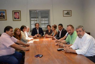 Diputados radicales se�alaron que hay que recuperar la institucionalidad  