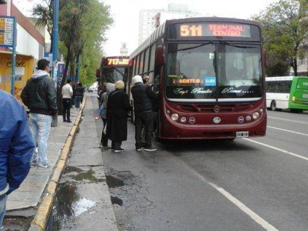 Colectiveros se mantienen en alerta y se garantiza el servicio nocturno