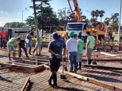 AVANZAN LOS TRABAJOS DE PUESTA EN VALOR DE LA ROTONDA DE ACCESO A MAR DEL PLATA