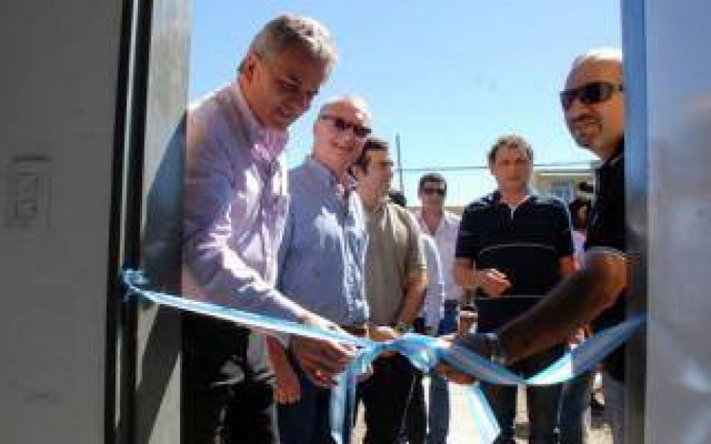 Bah�a Blanca: Entregaron 132 casas del Plan Federal