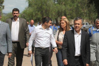 Por qu� el precio de la nafta no baja en Mendoza