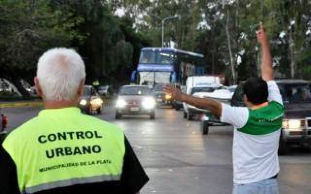 Ins�lito: Denuncian que falsos inspectores piden coimas en La Plata