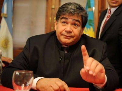 Ishii: �Scioli y Cristina no pensaron en el PJ, lo cerraron e invadieron con gente de La C�mpora�