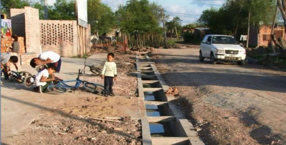 Con m�s despidos el gobierno dio de baja el Programa de Mejoramiento de Barrios