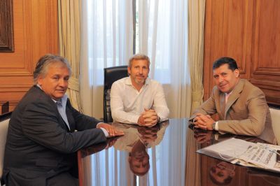 La Naci�n priorizar� el pago de la deuda de 147 millones de obras de viviendas
