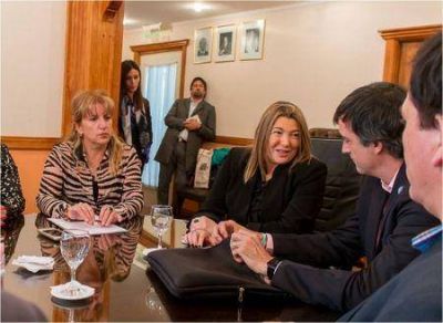 Legisladores mantuvieron un encuentro con Esteban Bullrich