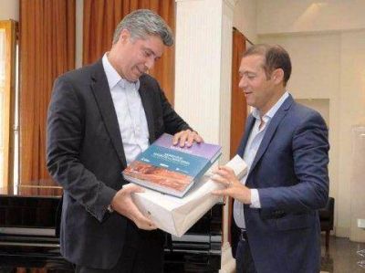 Brasile�a Camargo Correa sigue interesada en Neuqu�n