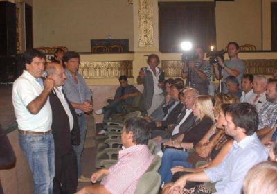 Exigen la creaci�n de una ley nacional para que las clases empiecen en marzo