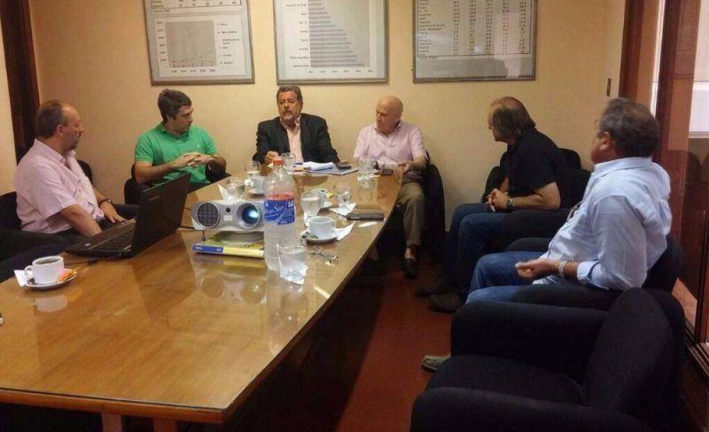 Apareci� Lalo, ninguneados y echale la culpa al ajuste