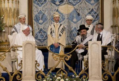 Para el Rabino de Roma: El Papa Francisco �se sinti� como en una reuni�n entre amigos�