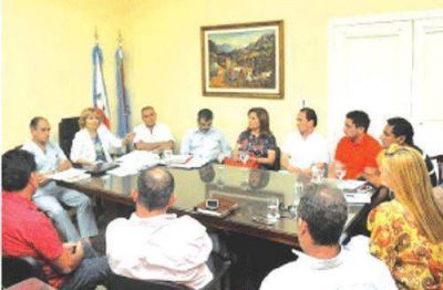 El Gobierno trabaja para superar la crisis en salud p�blica