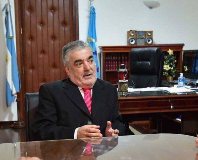 Das Neves gestiona en Buenos Aires y Linares abroquela en Comodoro