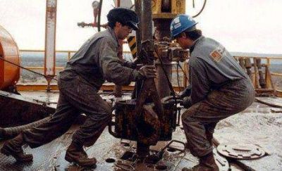 Millonaria inversi�n de YPF en una licitaci�n para explorar el �rea petrolera Chelfor�