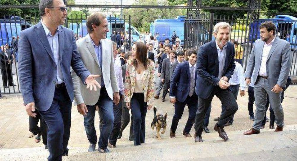 Frigerio se mostr� con Vidal y dijo que convocar� a las provincias para discutir la coparticipaci�n