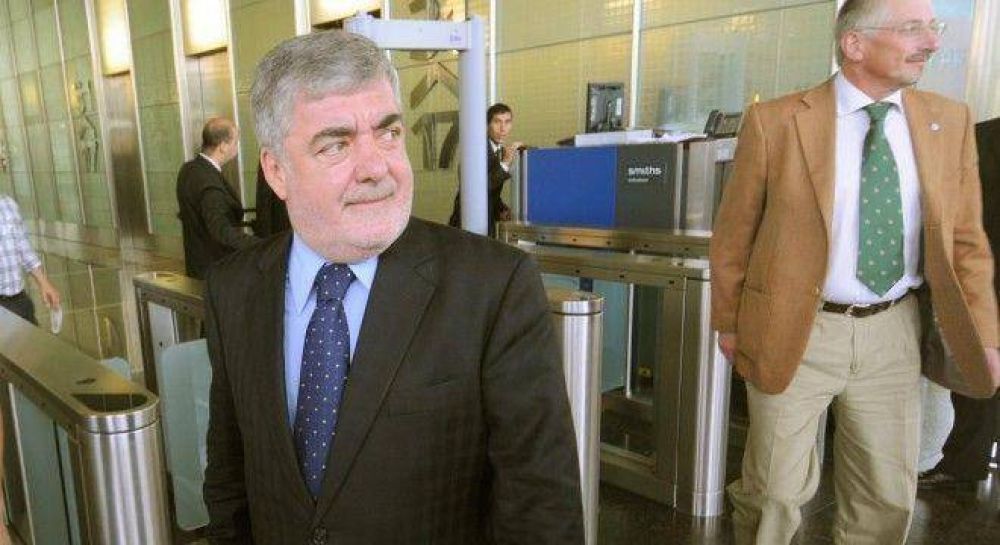 Cumbre en la Casa Rosada con Das Neves y sindicatos por la crisis petrolera