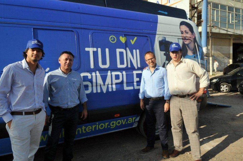 Operativo M�vil en Loma Hermosa para tramitar el DNI y el Pasaporte