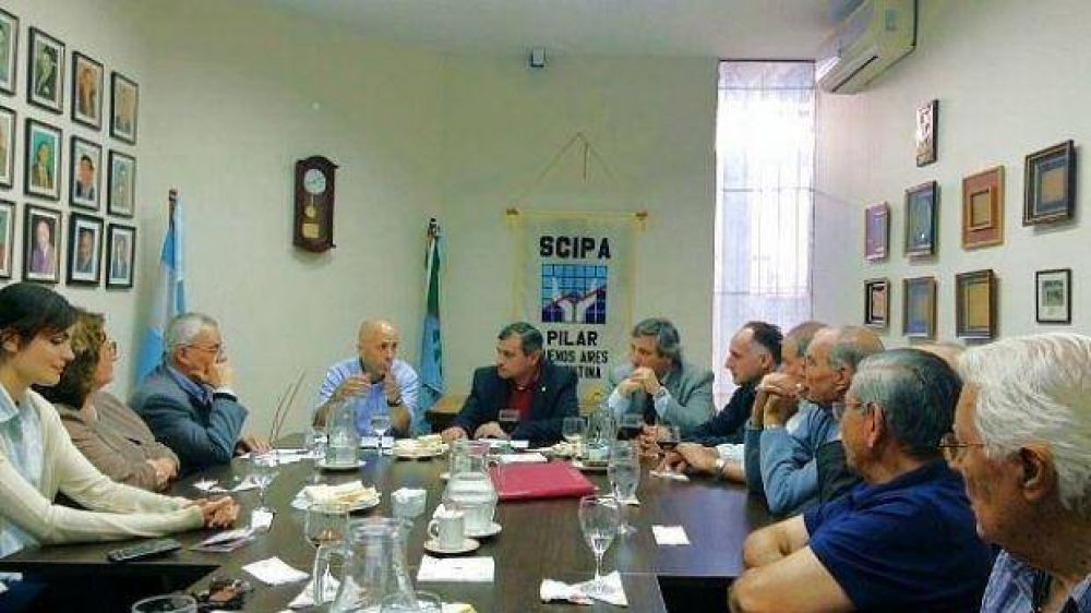 Ducot� le asegur� a la SCIPA que no va a permitir la venta ambulante