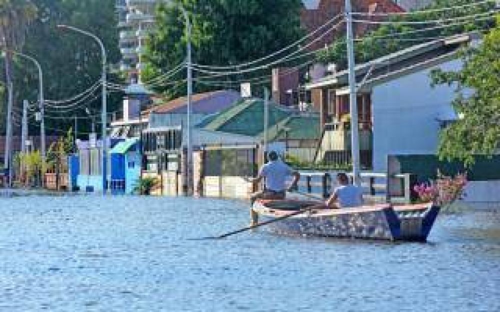 San Nicol�s: Alerta Rojo por inundaciones