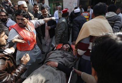 Ataque comando de los talibanes en una universidad de Paquist�n: 21 muertos