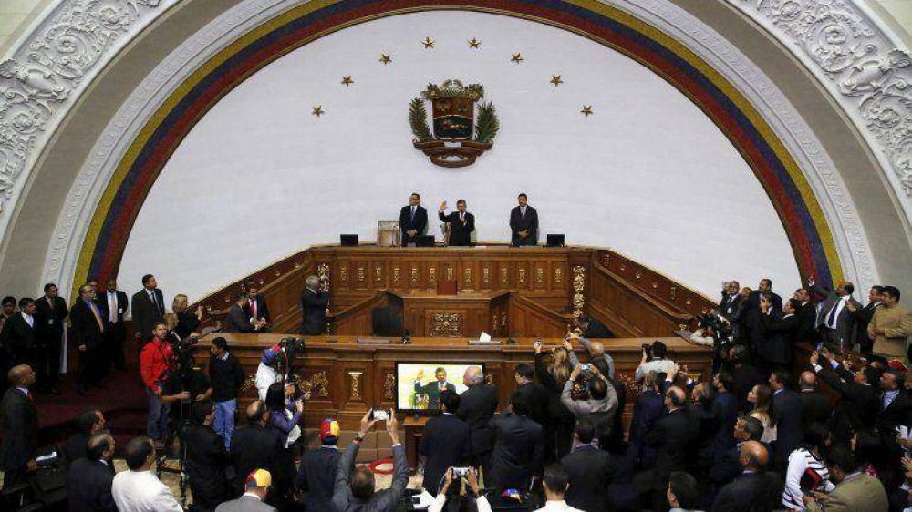 Alcaldes de Venezuela respaldaron la Ley de Amnist�a en la Asamblea Nacional