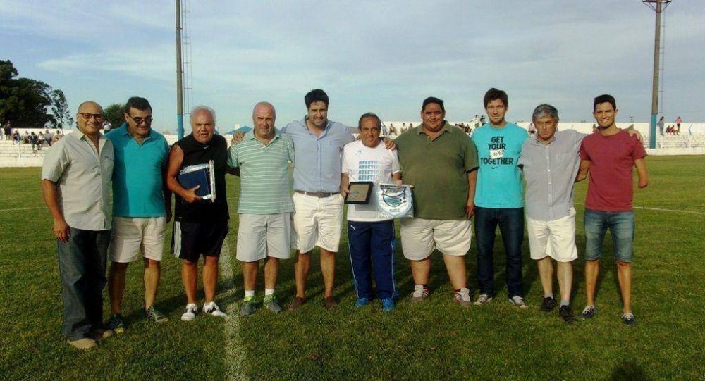 Reino reconoci a los equipos que hicieron la pretemporada en Balcarce