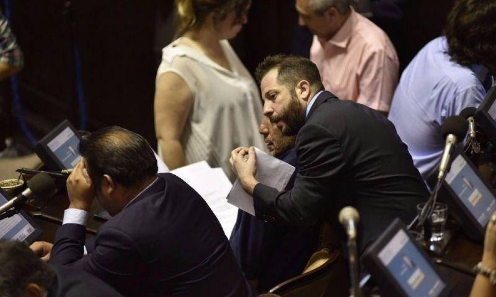 En el endeudamiento de Vidal, La C�mpora tambi�n rechaz� los fondos para los municipios