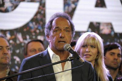 Daniel Scioli: 