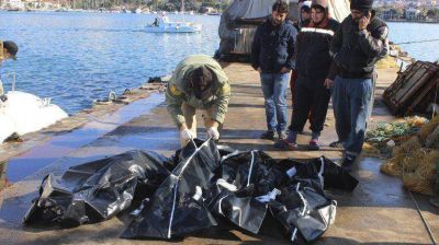 Naufragios en el Mar Egeo: al menos 21 muertos, entre ellos ocho ni�os