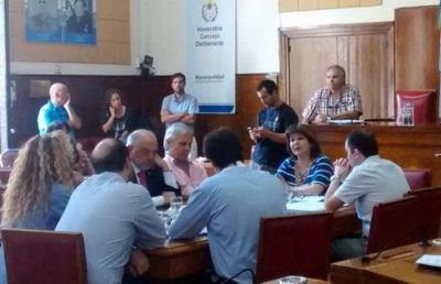 A fuego lento� Los choripaneros deber�n seguir esperando la respuesta del Concejo