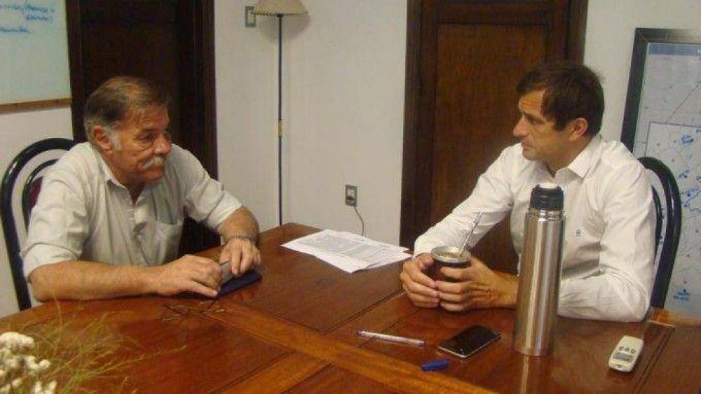 El intendente recibi� a Julio Ru�z
