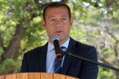 Anuncio: Provincia ajusta el cintur�n