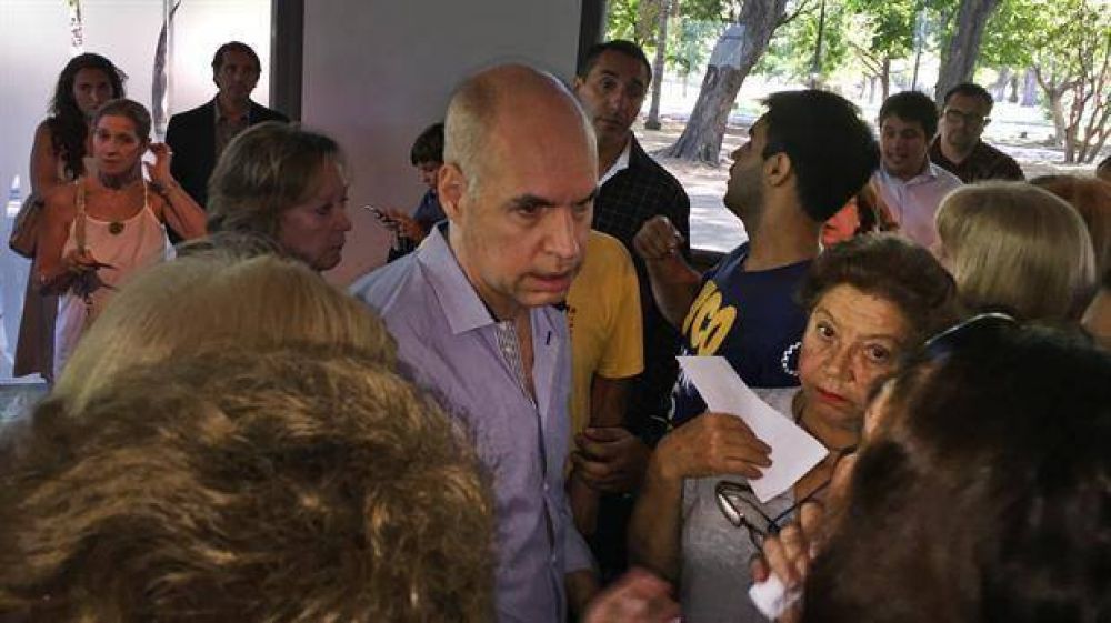 �C�mo son los encuentros de Horacio Rodr�guez Larreta con los vecinos?