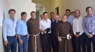 Qu� planean Los 12 Ap�stoles peronistas de Francisco