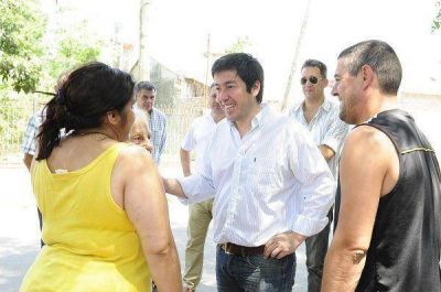 Nardini visit� Los Polvorines para descentralizar servicios municipales