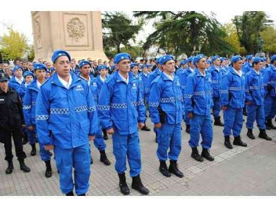 En marzo comenzar� a funcionar en Azul la Escuela de la Polic�a Local y en diciembre 100 efectivos saldr�n a la calle
