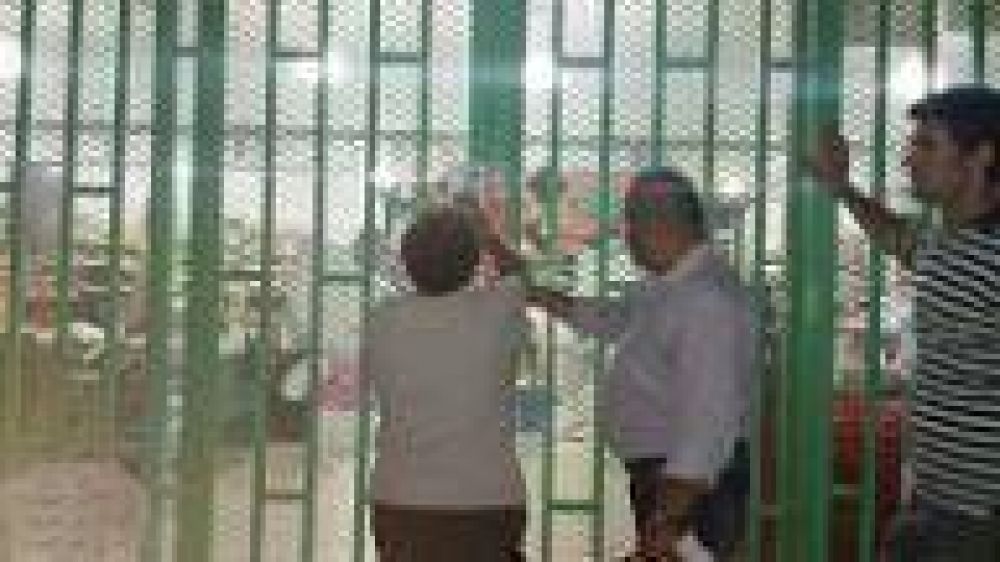 La Plata: Clausura un supermercado �Chino� por tener vencida la habilitaci�n
