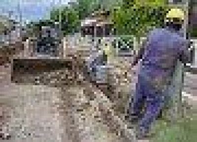 Turdera: con las obras de cloacas podr�n conectarse 1.700 familias
