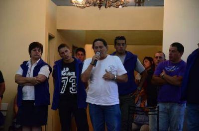 Enrique Pe�alba: �El gobierno est� buscando que hagamos un paro�