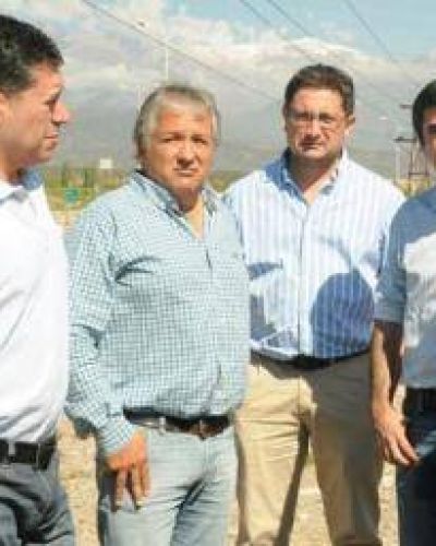 Bosetti, con reclamos a Macri y chicanas a Mart�nez