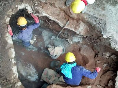 Aguas riojanas a ritmo sostenido realiza tabajos en micro y macrocentro de la ciudad