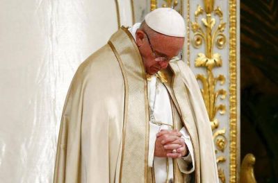 �Mea culpa� del Papa por comportamientos no evang�licos de los cat�licos en la historia