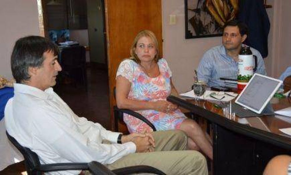 Bulrrich garantiz� el Incentivo Docente para Misiones
