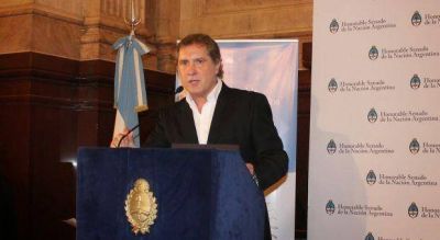 En el massismo redoblaron la apuesta: dejaron �afuera� a Scioli y candidatearon a De la Sota