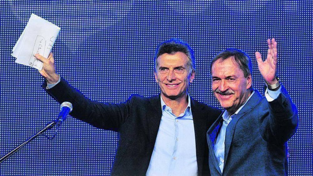 Acuerdo de Macri y Schiaretti por $ 27.000 millones en obras