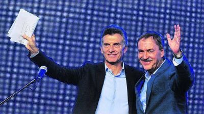 Acuerdo de Macri y Schiaretti por $ 27.000 millones en obras