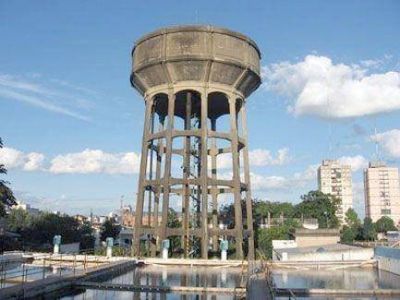 Contin�a el trabajo de abastecimiento de agua