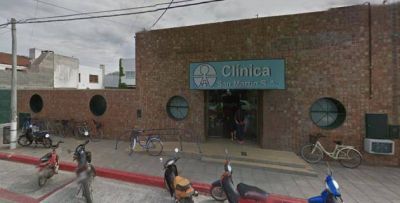 Ante la falta de compromiso, enfermeras concentran en la cl�nica San Mart�n