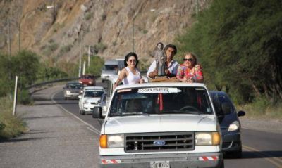 Hubo abrazos, an�cdotas y cumbia por Cura Brochero