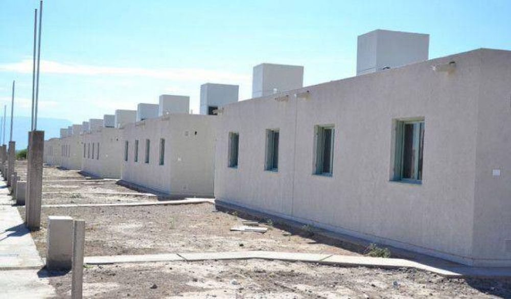 Unas 500 viviendas adjudicadas del IPV podr�an ser reasignadas